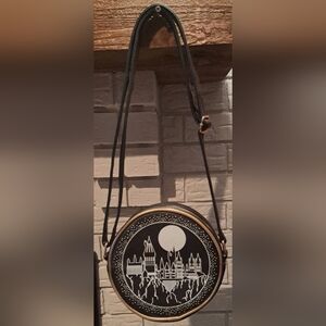 Harry Potter Hogsworth Glow In The Dark Convertable Crossbody Bag